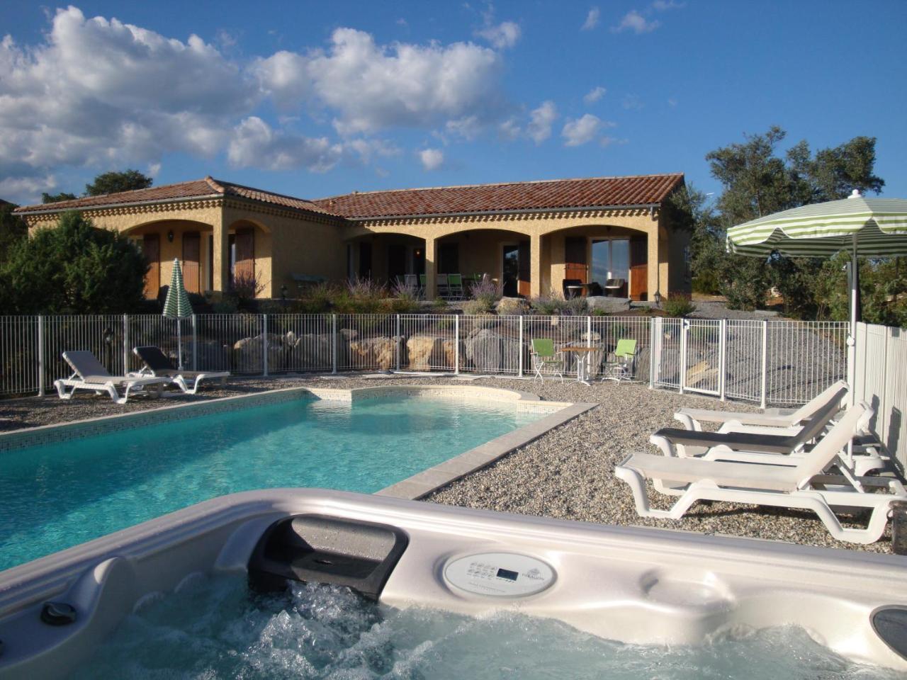 Les Villas De Perret ฌัวเยิส ภายนอก รูปภาพ